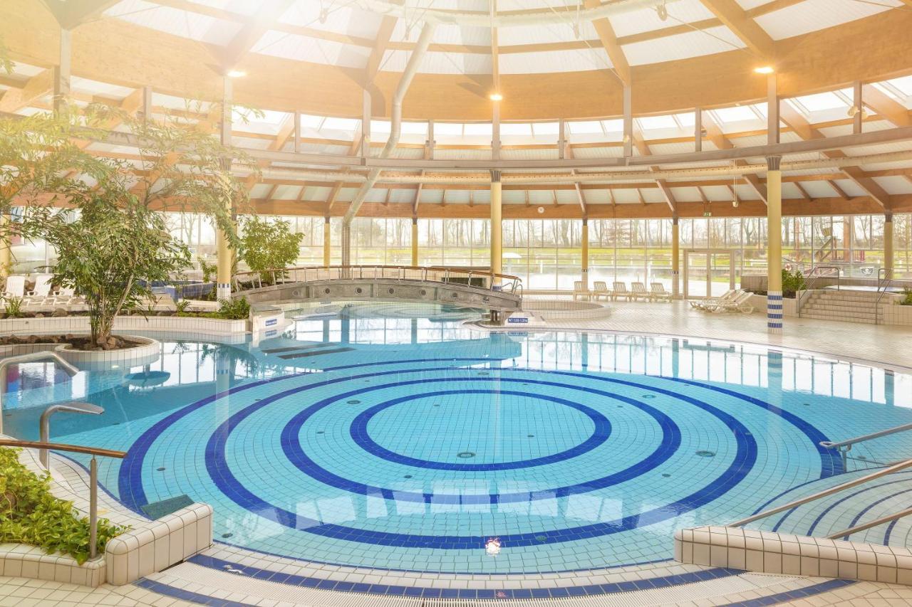 Strandnah Mit Terrasse, Gratis Nutzung Vom Ahoi Erlebnisbad Und Sauna In Sellin - Strandhaus Moenchgut Fewo06 Lobbe Ngoại thất bức ảnh