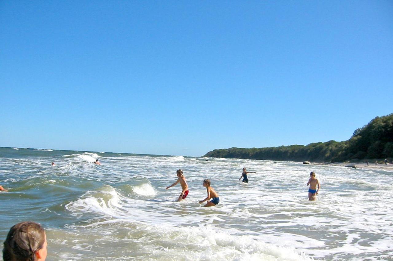 Strandnah Mit Terrasse, Gratis Nutzung Vom Ahoi Erlebnisbad Und Sauna In Sellin - Strandhaus Moenchgut Fewo06 Lobbe Ngoại thất bức ảnh