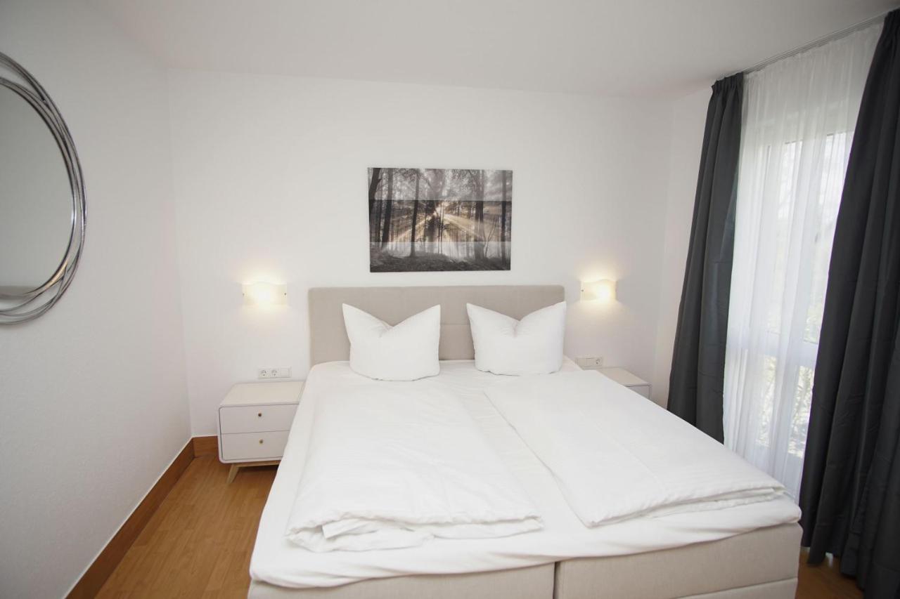 Strandnah Mit Terrasse, Gratis Nutzung Vom Ahoi Erlebnisbad Und Sauna In Sellin - Strandhaus Moenchgut Fewo06 Lobbe Ngoại thất bức ảnh